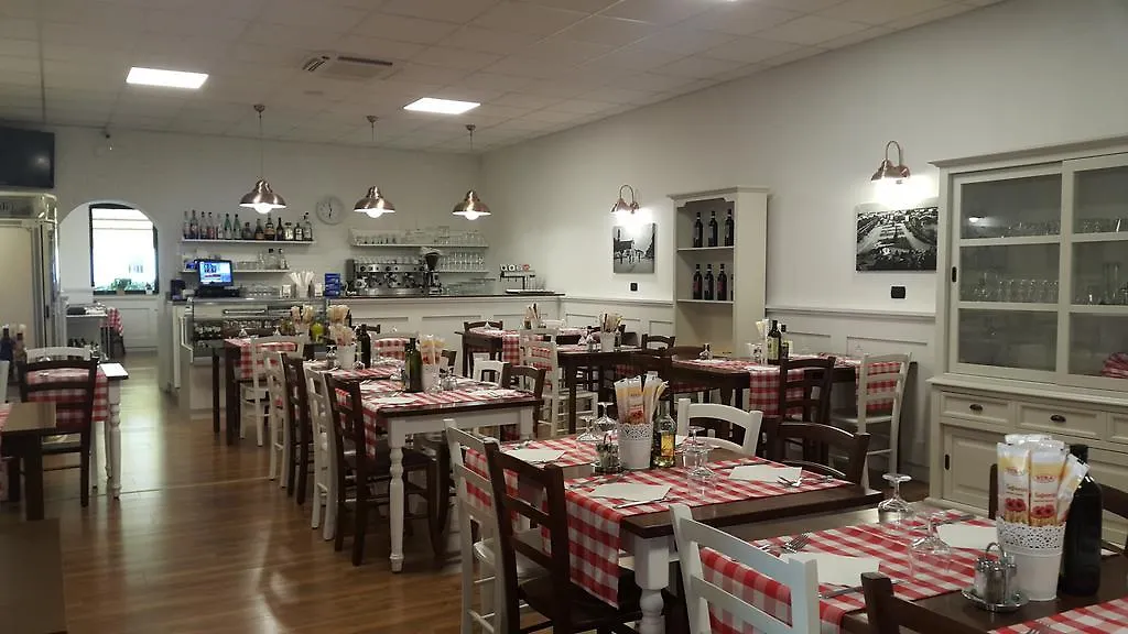 Albergo Pizzeria Sole-1